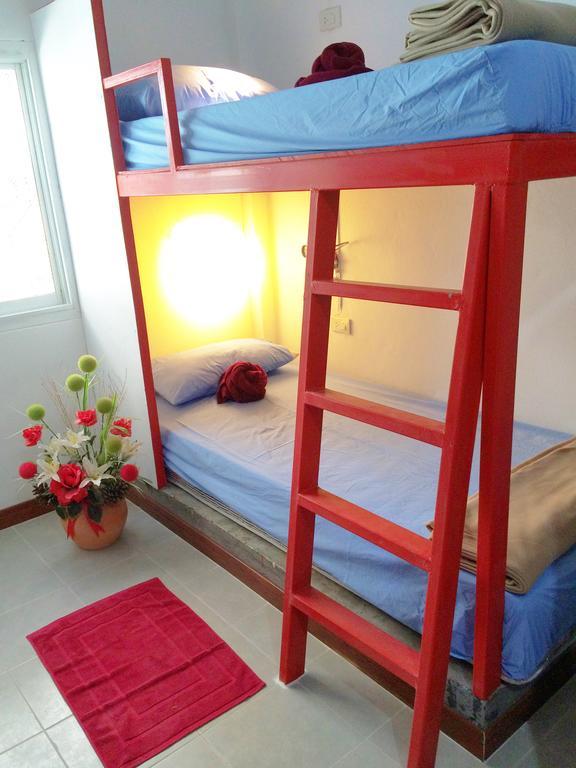 Asleep Hostel Koh Lanta Exterior photo